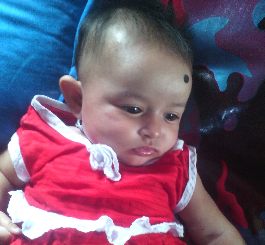 Aishwarza-with-Mother-365-Dt-12-05-15